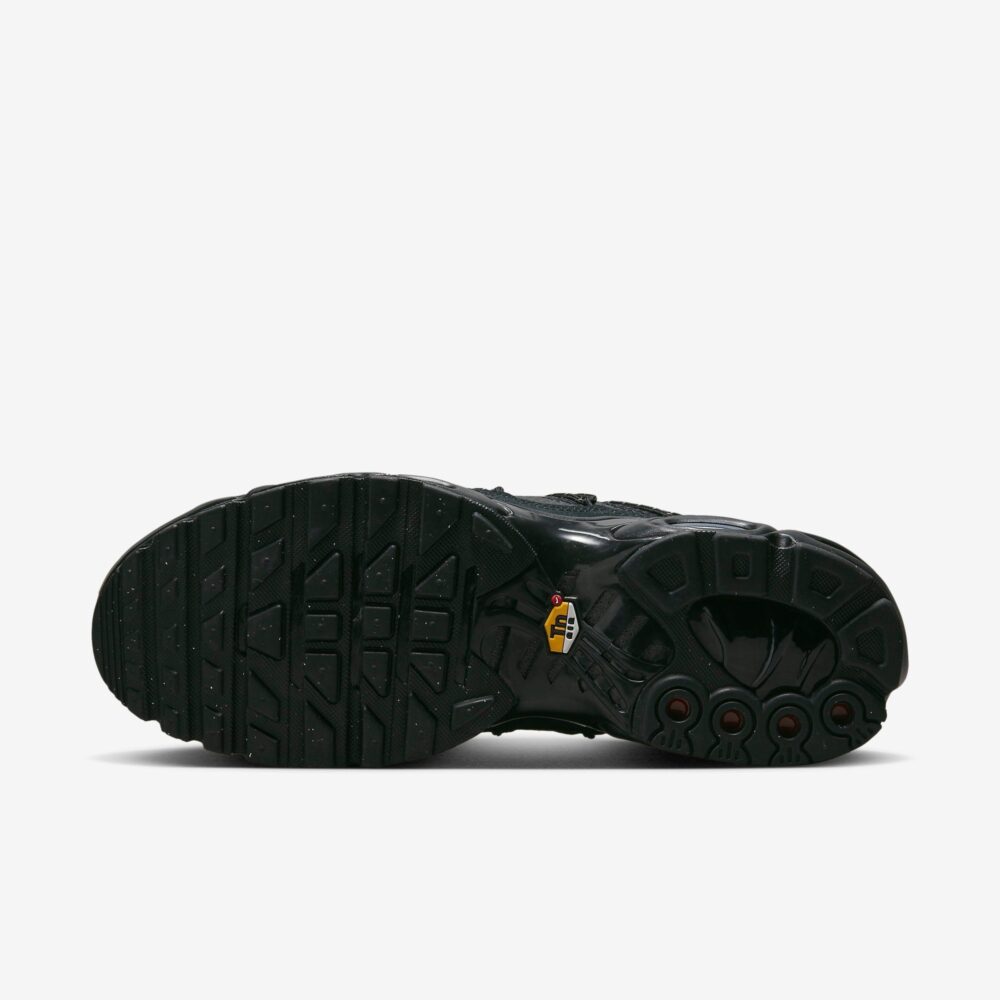 0a1dfb2dc75b3a1ac07bf577503c1617_1664377721.jpg Nike Air Max Plus - Toggle Black Reflective