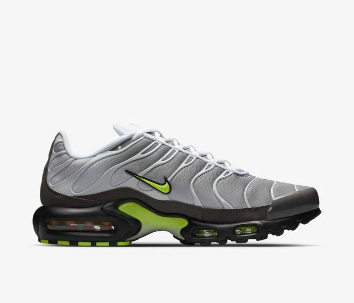 971c2fd0_eeb8_4487_8c2a_01bb3688e095.jpg Nike Air Max Plus - White Pearl Grey Black Neon Yellow