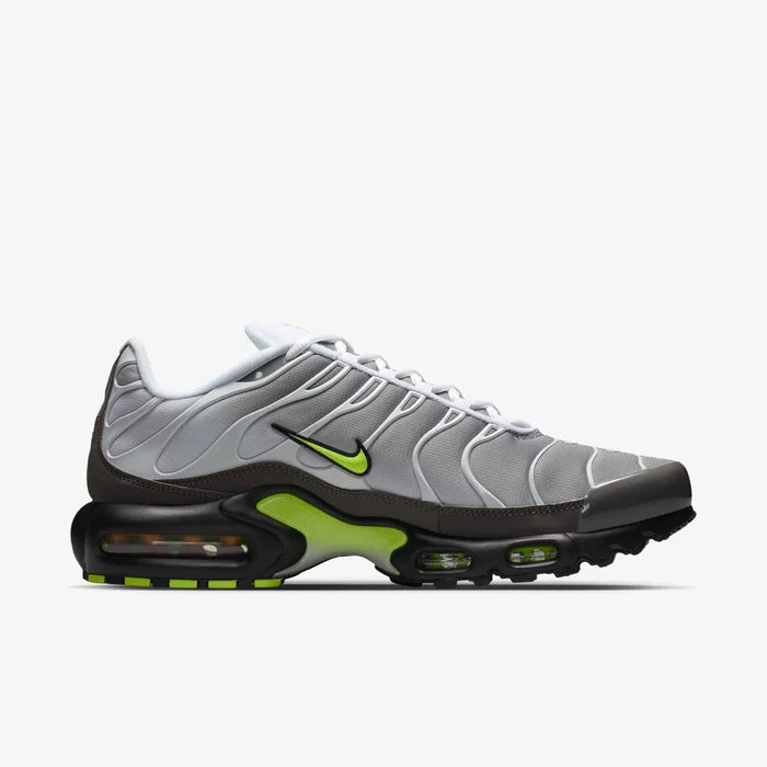 971c2fd0_eeb8_4487_8c2a_01bb3688e095.jpg Nike Air Max Plus - White Pearl Grey Black Neon Yellow