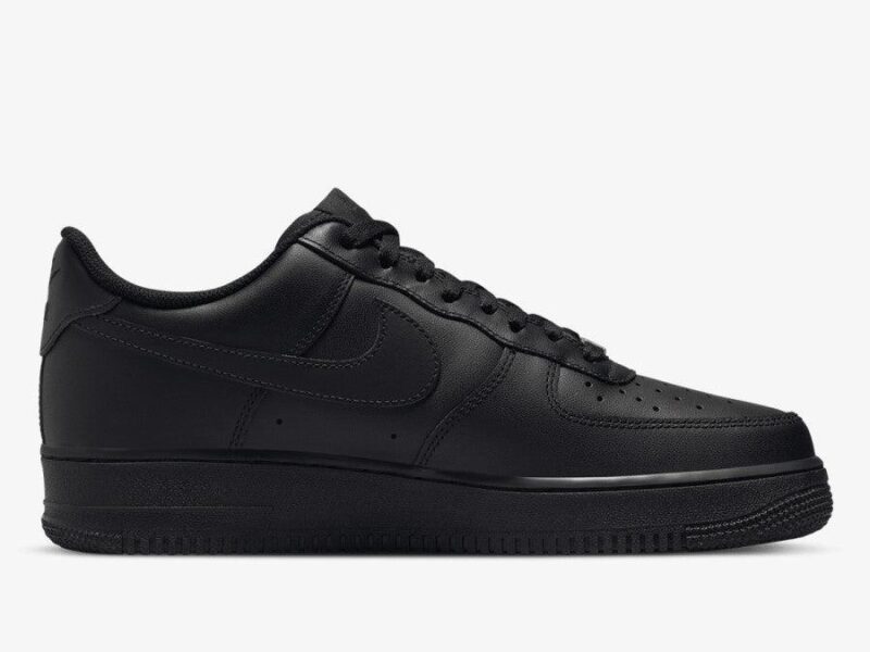 Nike Air Force 1 Triple Black