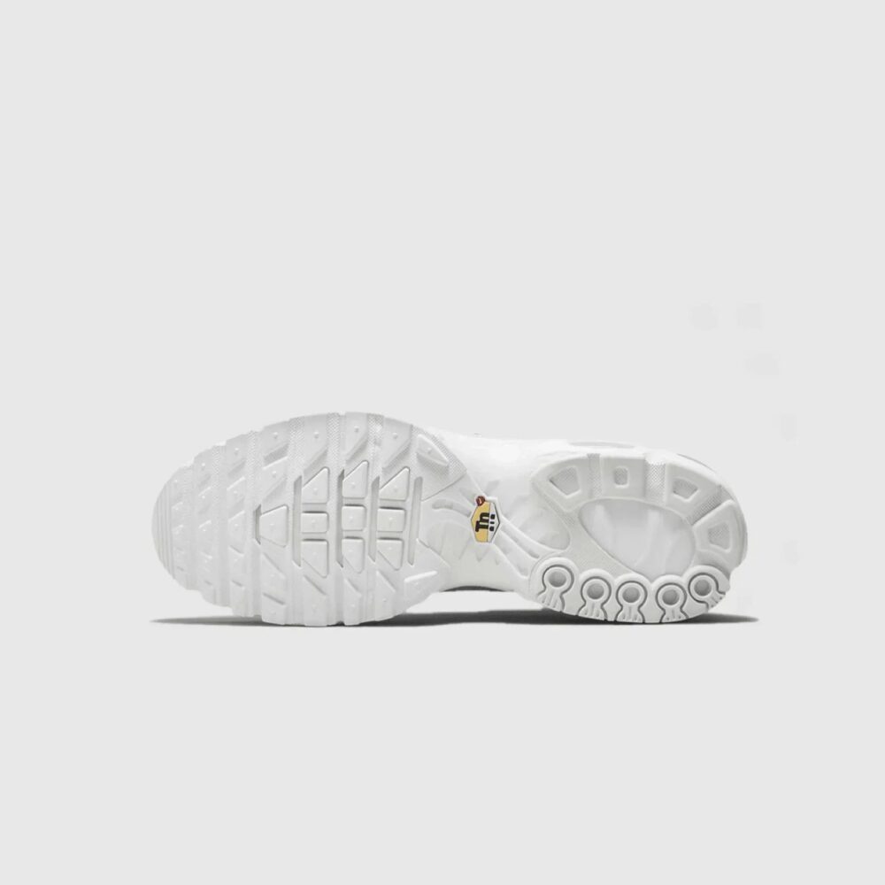 Nike Air Max Plus - Supreme White
