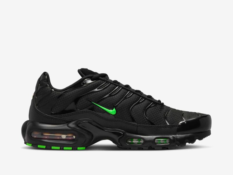 Nike Air Max Plus - Green Strike
