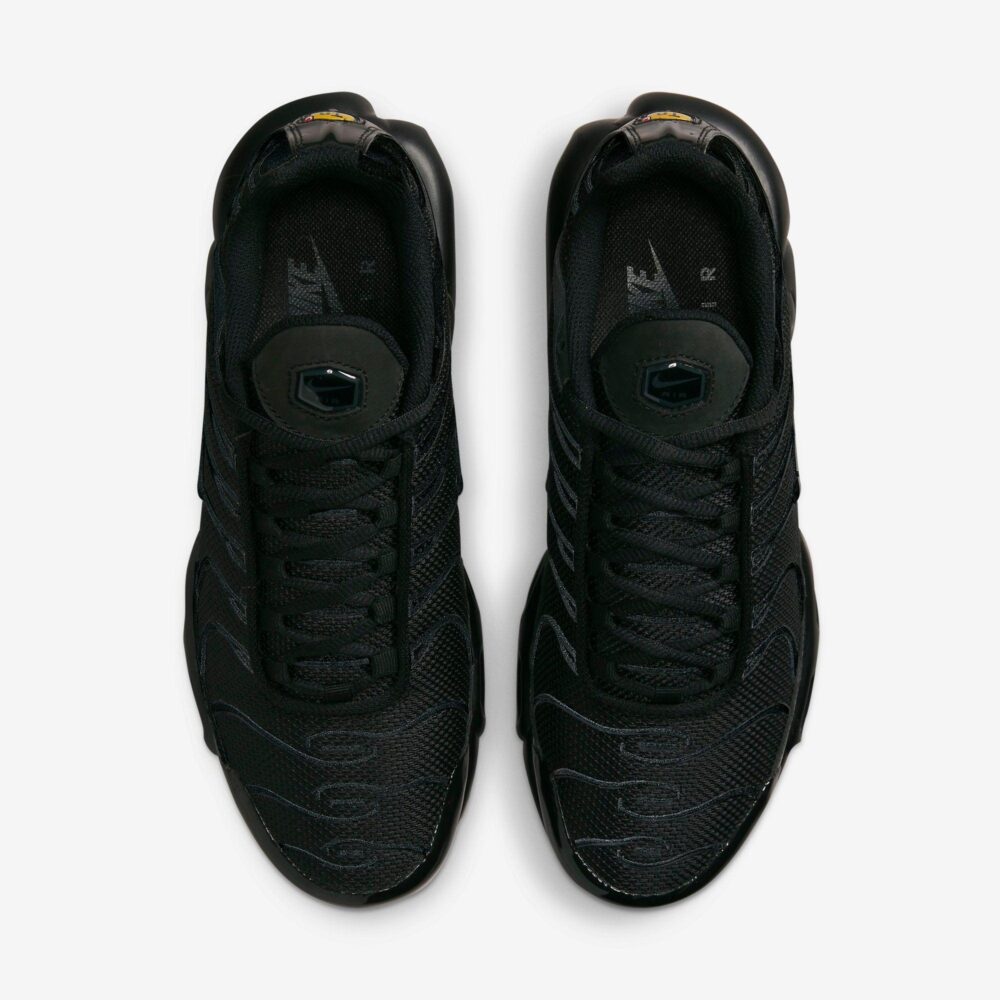 Air Max Plus - Triple Black